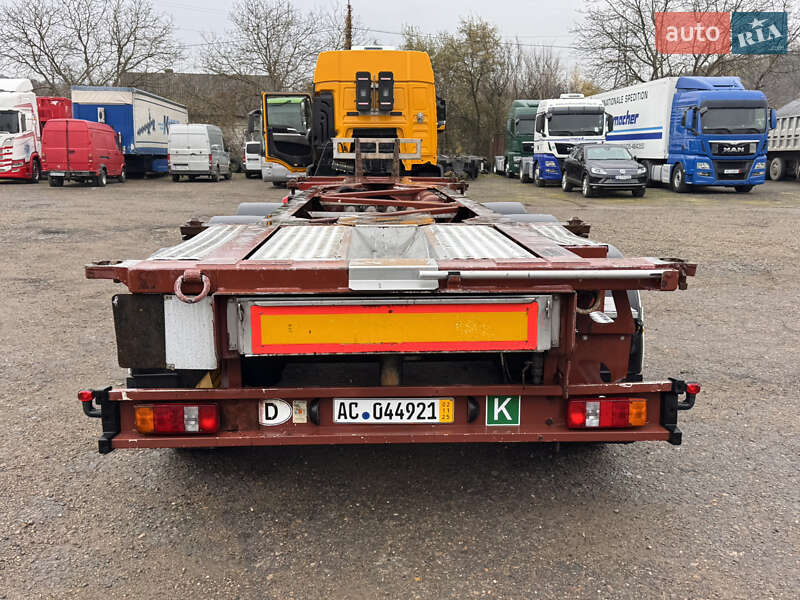 Контейнеровоз напівпричіп Van Hool Tank Container 2003 в Чернівцях фото 3 Контейнеровоз напівпричіп Van Hool Tank Container 2003 в Чернівцях