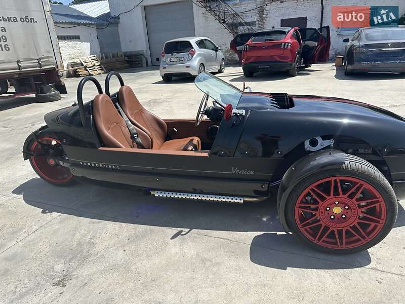 Трайк Vanderhall Venice Speedster 2019 в Киеве фото 4 Трайк Vanderhall Venice Speedster 2019 в Киеве