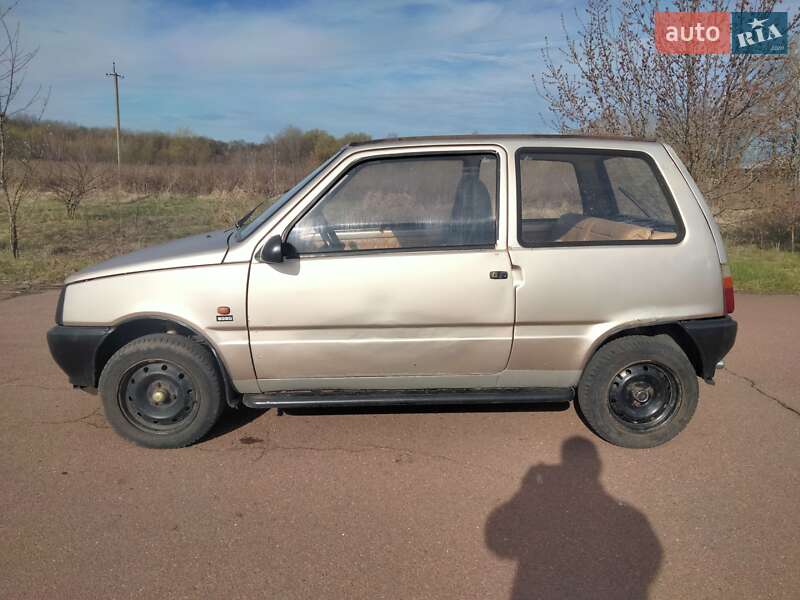 Хетчбек ВАЗ / Lada 1111 Ока 2004 в Мені