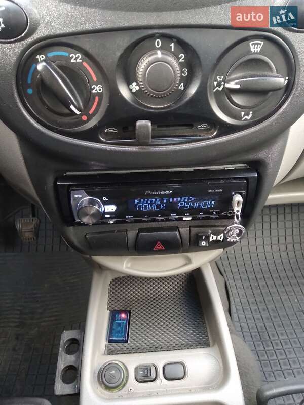 Универсал ВАЗ / Lada 1117 Калина 2011 в Прилуках фото 4 Универсал ВАЗ / Lada 1117 Калина 2011 в Прилуках