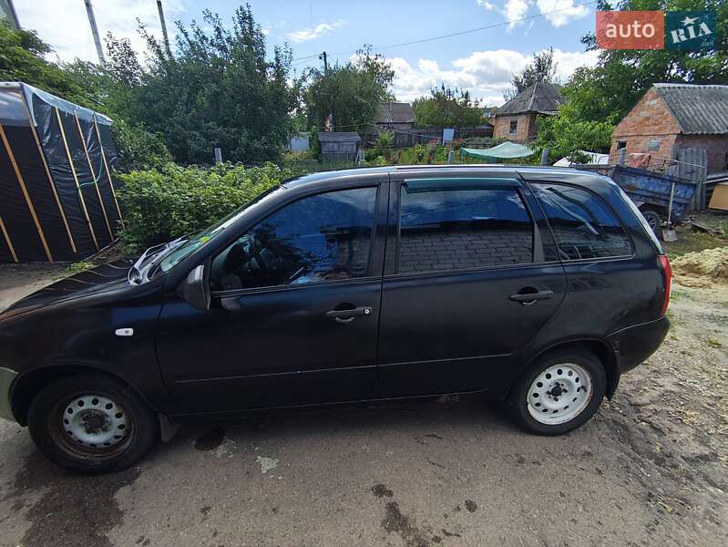 Универсал ВАЗ / Lada 1117 Калина 2010 в Миргороде