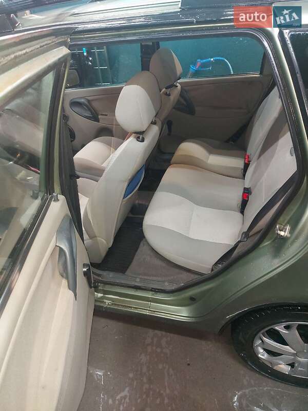 Універсал ВАЗ / Lada 1117 Калина 2011 в Дніпрі