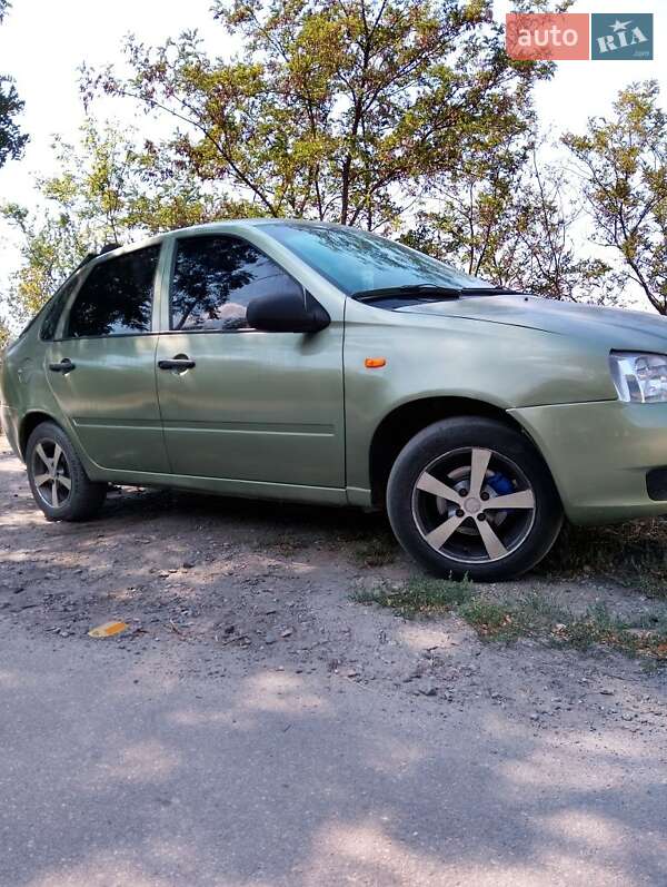 Универсал ВАЗ / Lada 1117 Калина 2008 в Днепре фото 6 Универсал ВАЗ / Lada 1117 Калина 2008 в Днепре