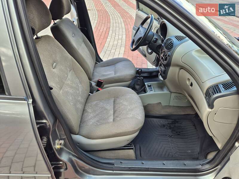 Универсал ВАЗ / Lada 1117 Калина 2008 в Запорожье