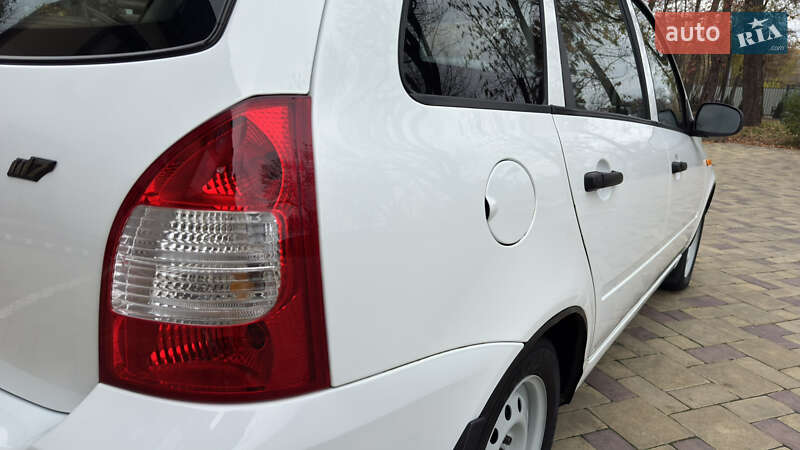 Универсал ВАЗ / Lada 1117 Калина 2009 в Кременчуге