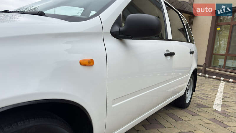 Универсал ВАЗ / Lada 1117 Калина 2009 в Кременчуге