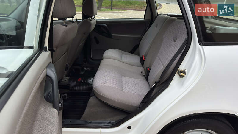 Универсал ВАЗ / Lada 1117 Калина 2009 в Кременчуге