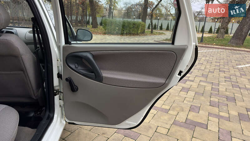 Универсал ВАЗ / Lada 1117 Калина 2009 в Кременчуге