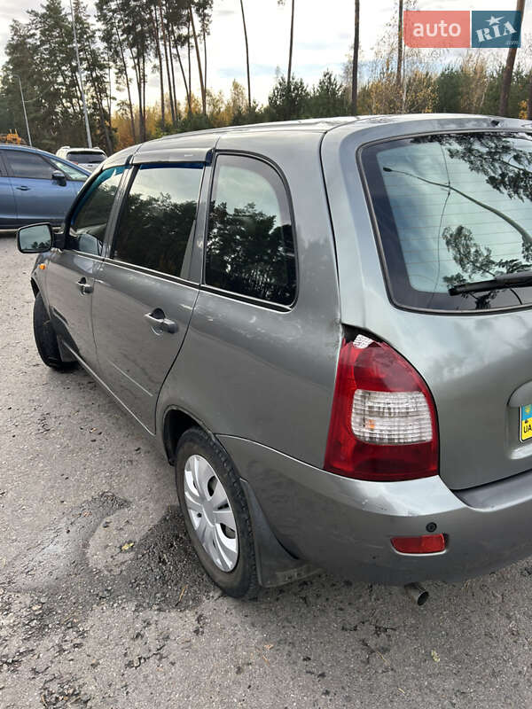 Универсал ВАЗ / Lada 1117 Калина 2011 в Ахтырке