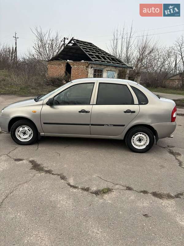 Универсал ВАЗ / Lada 1117 Калина 2007 в Александрие