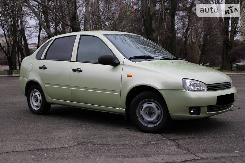 Седан ВАЗ / Lada 1118 Калина 2006 в Киеве