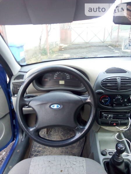 Седан ВАЗ / Lada 1118 Калина 2006 в Мукачевому