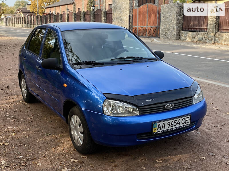 Седан ВАЗ / Lada 1118 Калина 2007 в Киеве