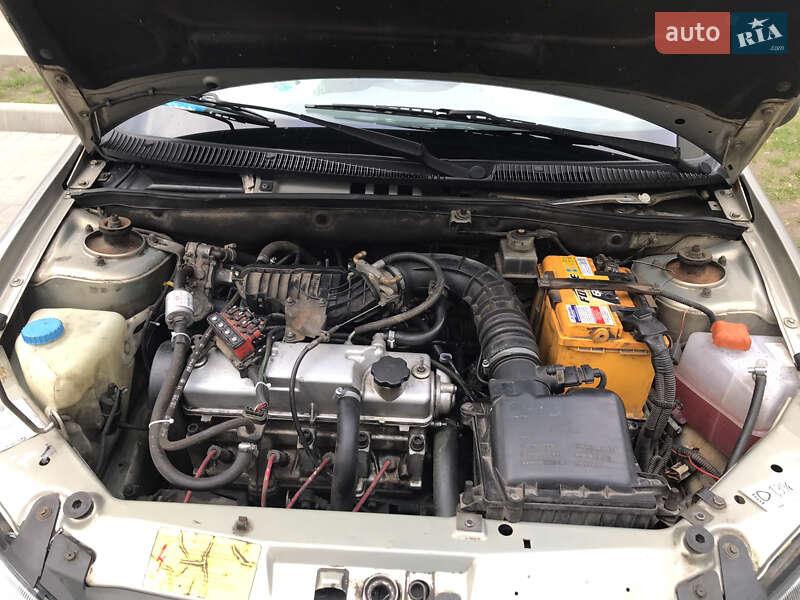 Седан ВАЗ / Lada 1118 Калина 2006 в Броварах фото 17 Седан ВАЗ / Lada 1118 Калина 2006 в Броварах