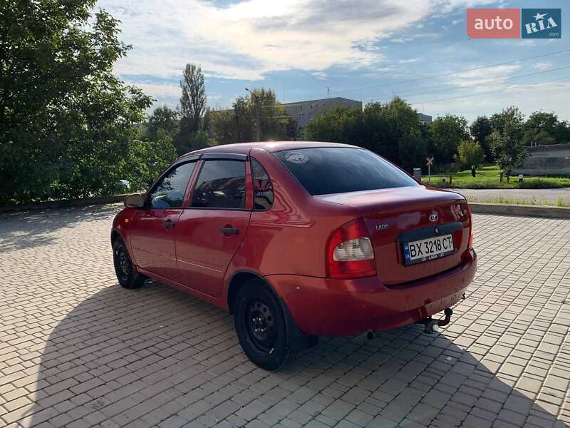 Седан ВАЗ / Lada 1118 Калина 2008 в Каменец-Подольском