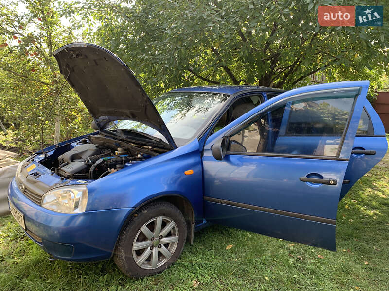 Седан ВАЗ / Lada 1118 Калина 2006 в Носовке