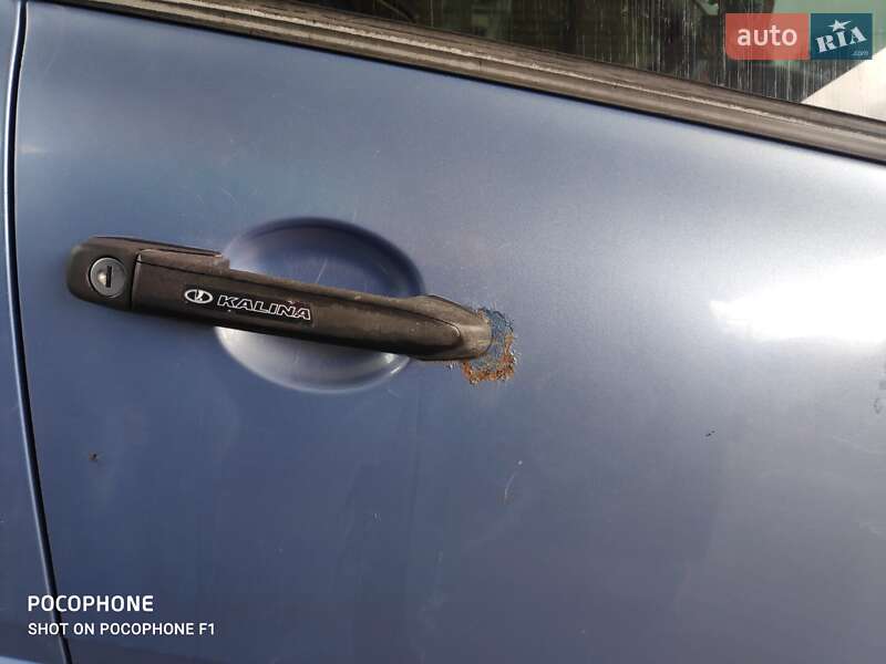 Седан ВАЗ / Lada 1118 Калина 2006 в Тростянце