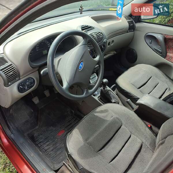 Седан ВАЗ / Lada 1118 Калина 2006 в Новоукраинке