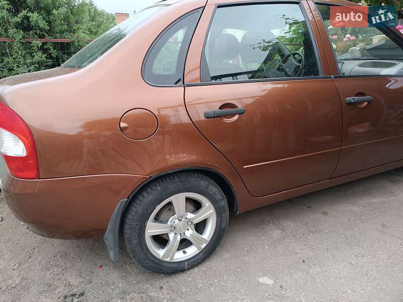 Седан ВАЗ / Lada 1118 Калина 2008 в Кропивницком