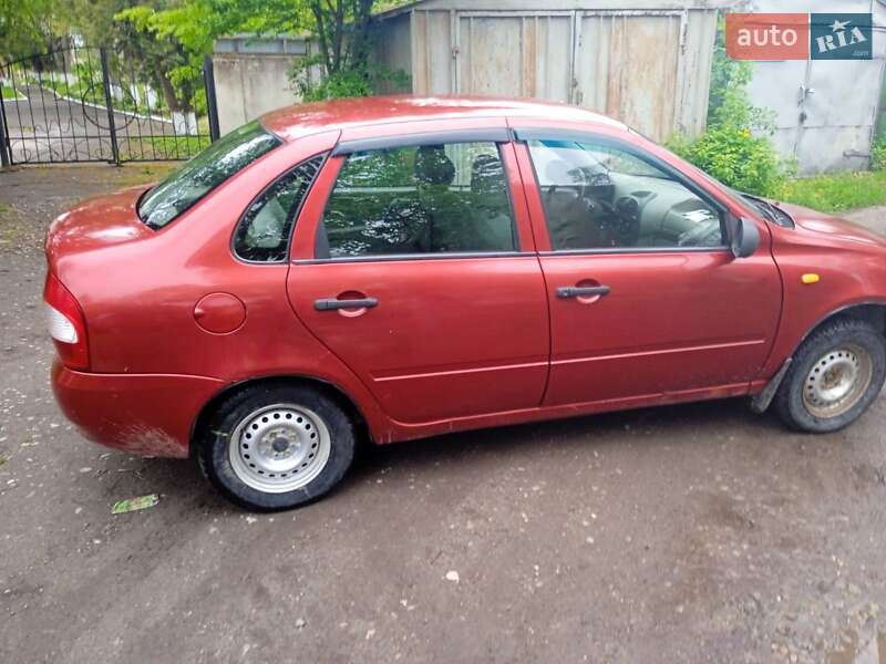 Седан ВАЗ / Lada 1118 Калина 2005 в Тлумаче