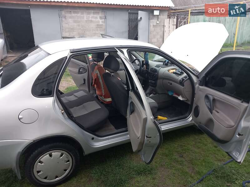 Седан ВАЗ / Lada 1118 Калина 2008 в Коростене