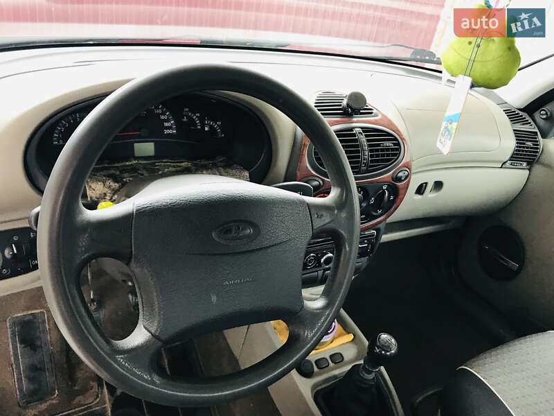 Седан ВАЗ / Lada 1118 Калина 2008 в Новом Роздоле
