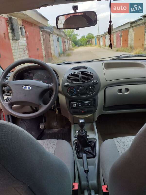 Седан ВАЗ / Lada 1118 Калина 2006 в Теплодаре