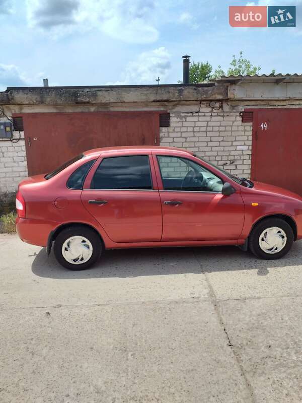 Седан ВАЗ / Lada 1118 Калина 2006 в Теплодаре