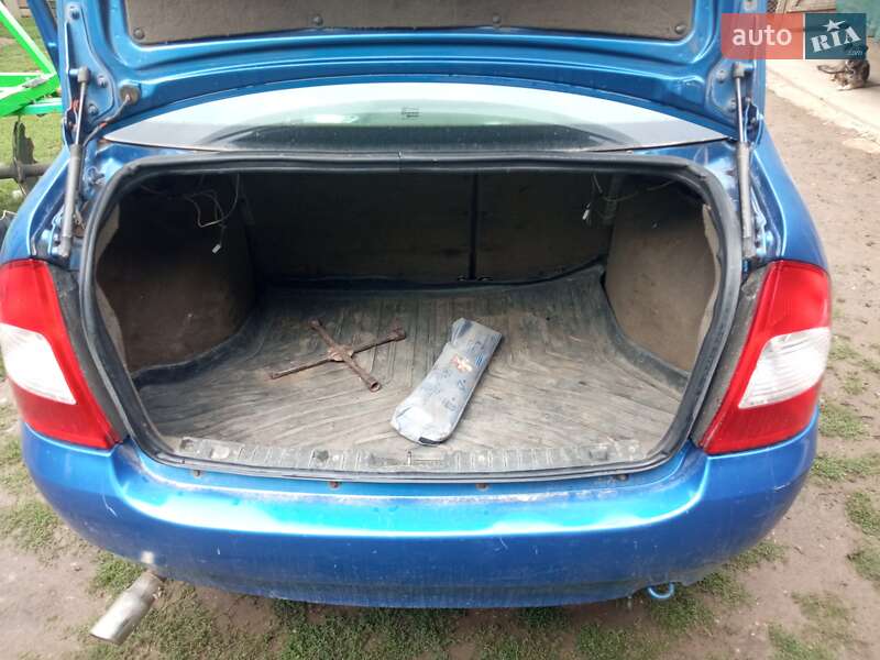 Седан ВАЗ / Lada 1118 Калина 2006 в Песчанке фото 9 Седан ВАЗ / Lada 1118 Калина 2006 в Песчанке