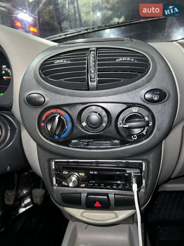 Седан ВАЗ / Lada 1118 Калина 2008 в Днепре