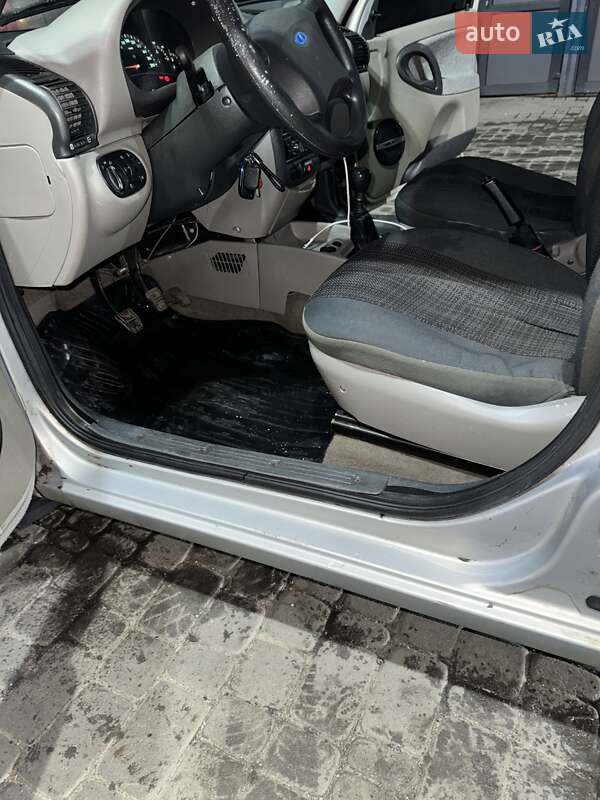 Седан ВАЗ / Lada 1118 Калина 2008 в Днепре