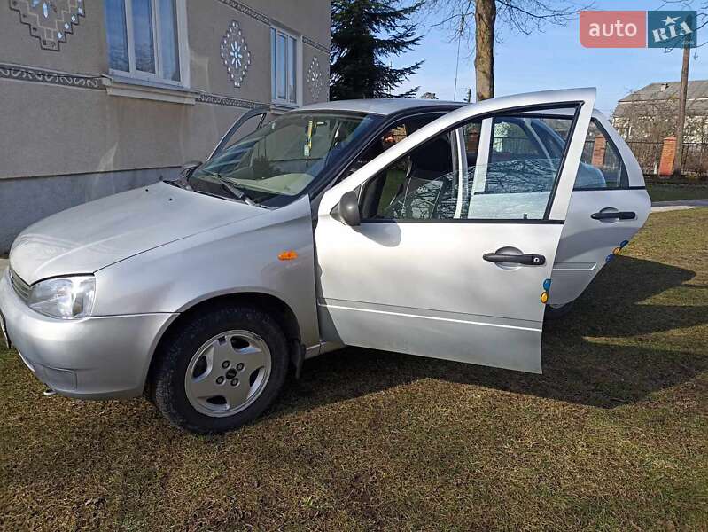 Седан ВАЗ / Lada 1118 Калина 2008 в Новому Розділі