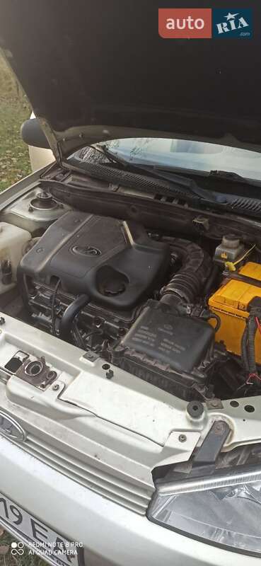 Седан ВАЗ / Lada 1118 Калина 2007 в Шептицькому