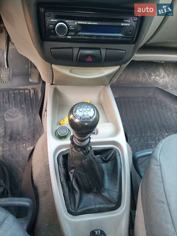 Седан ВАЗ / Lada 1118 Калина 2008 в Харькове