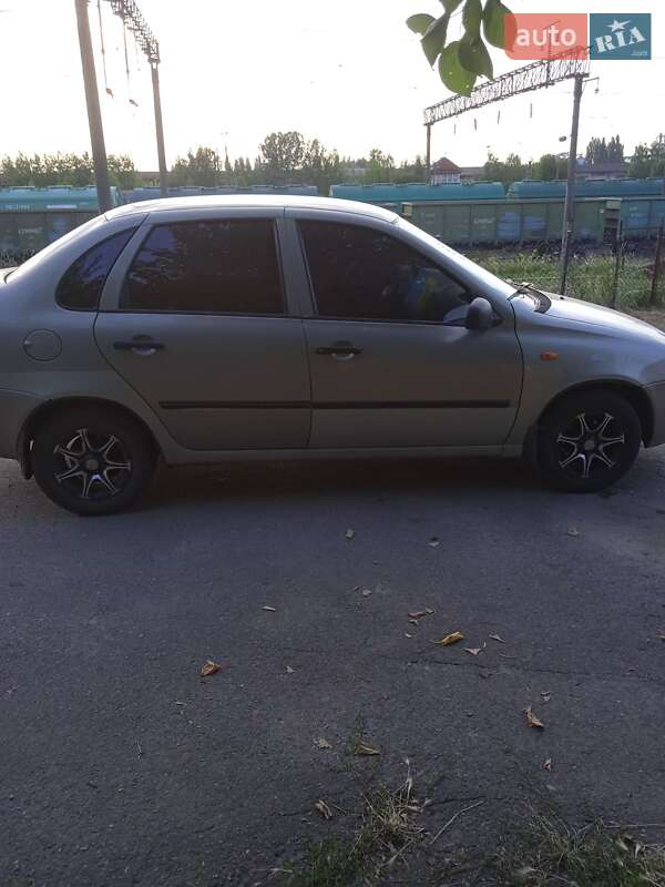 Седан ВАЗ / Lada 1118 Калина 2006 в Вінниці