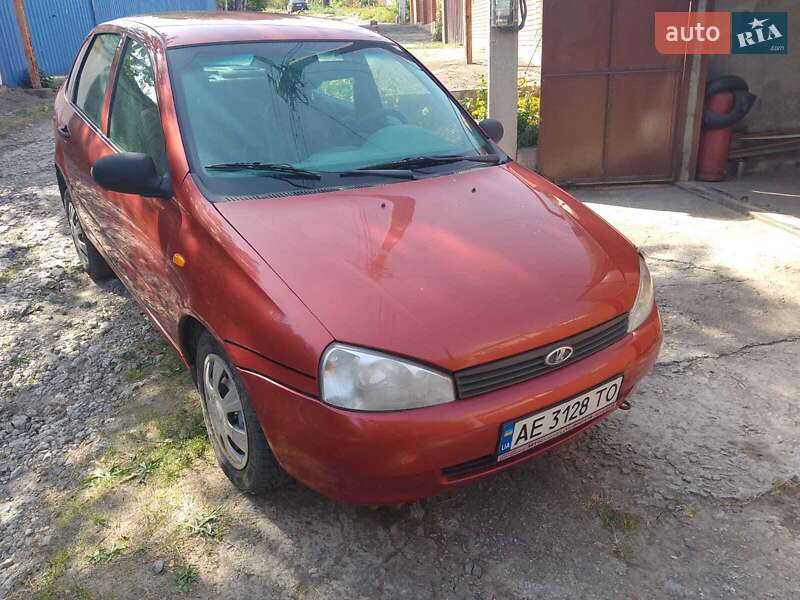 Седан ВАЗ 1118 Калина 2008 в 