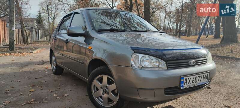 Седан ВАЗ / Lada 1118 Калина 2011 в Харькове