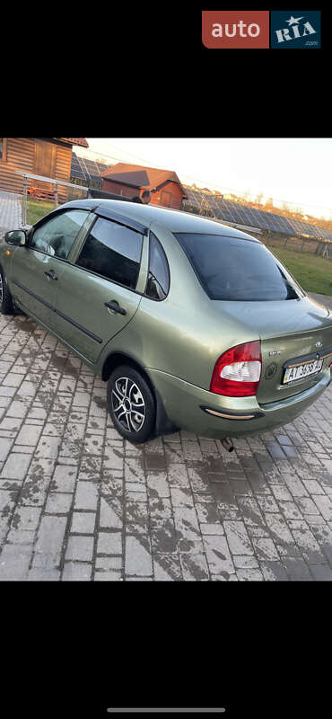 Седан ВАЗ / Lada 1118 Калина 2008 в Ивано-Франковске