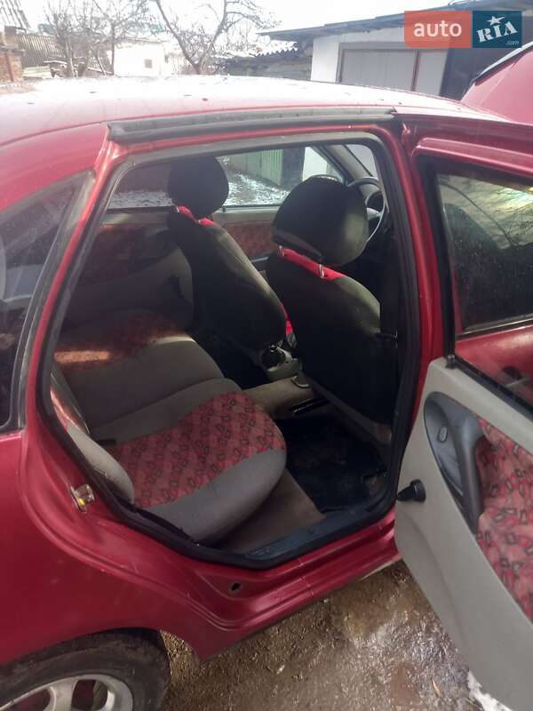 Седан ВАЗ / Lada 1118 Калина 2006 в Чорткове фото 4 Седан ВАЗ / Lada 1118 Калина 2006 в Чорткове