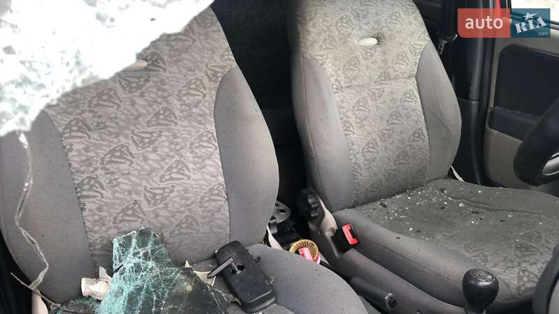 Седан ВАЗ / Lada 1118 Калина 2006 в Херсоні