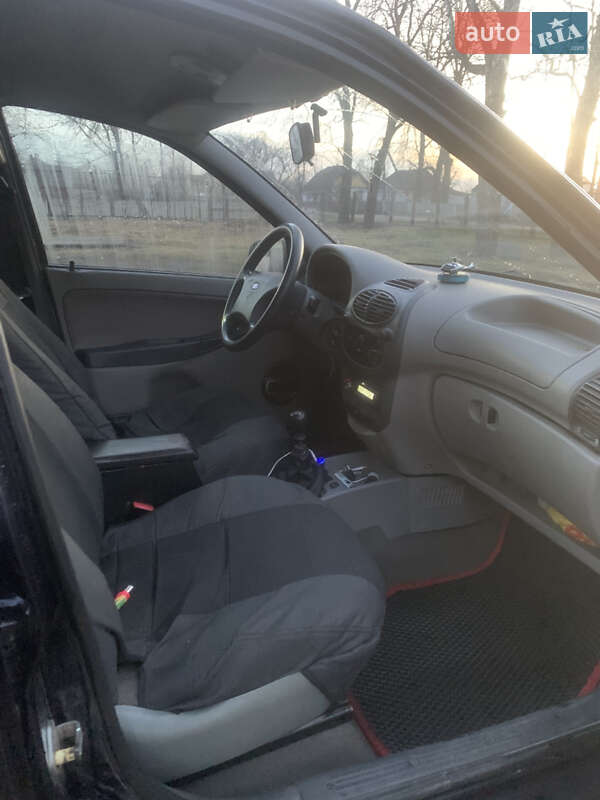 Седан ВАЗ / Lada 1118 Калина 2008 в Емильчине