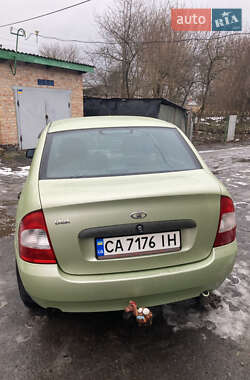 Седан ВАЗ / Lada 1118 Калина 2006 в 