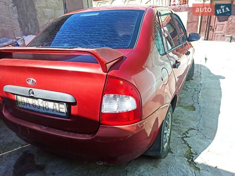 Седан ВАЗ / Lada 1118 Калина 2006 в Кропивницькому