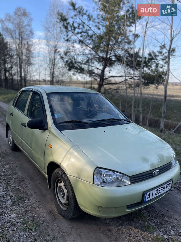 Седан ВАЗ 1118 Калина 2006 в 
