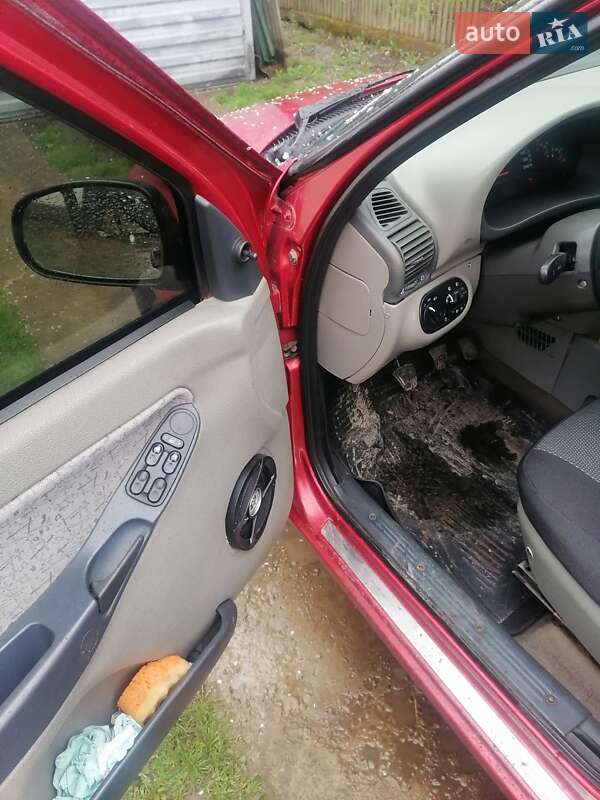 Седан ВАЗ / Lada 1118 Калина 2006 в Ивано-Франковске