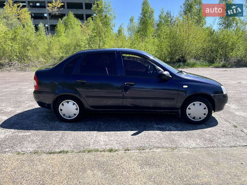 Седан ВАЗ / Lada 1118 Калина 2008 в Яворове