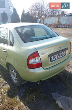 Седан ВАЗ 1118 Калина 2006 в 