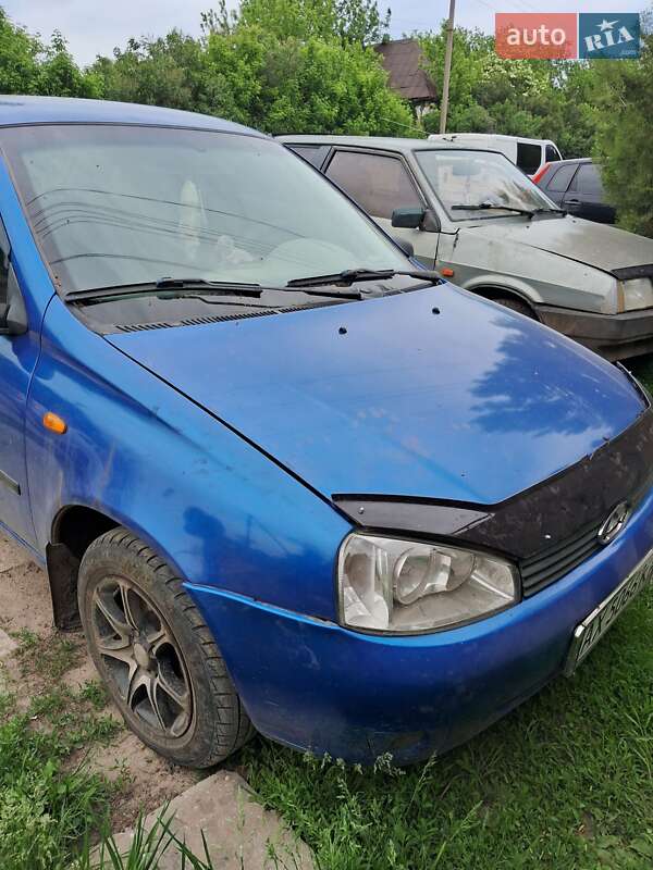 Седан ВАЗ / Lada 1118 Калина 2006 в Коломаках