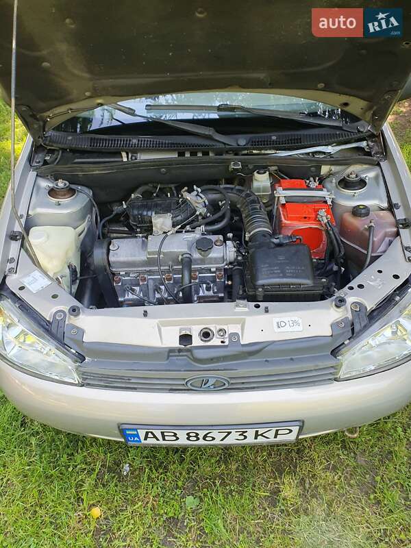 Седан ВАЗ / Lada 1118 Калина 2006 в Житомирі