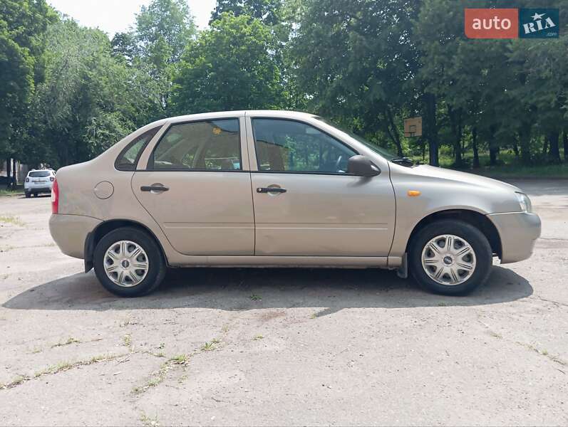 Седан ВАЗ / Lada 1118 Калина 2007 в Днепре